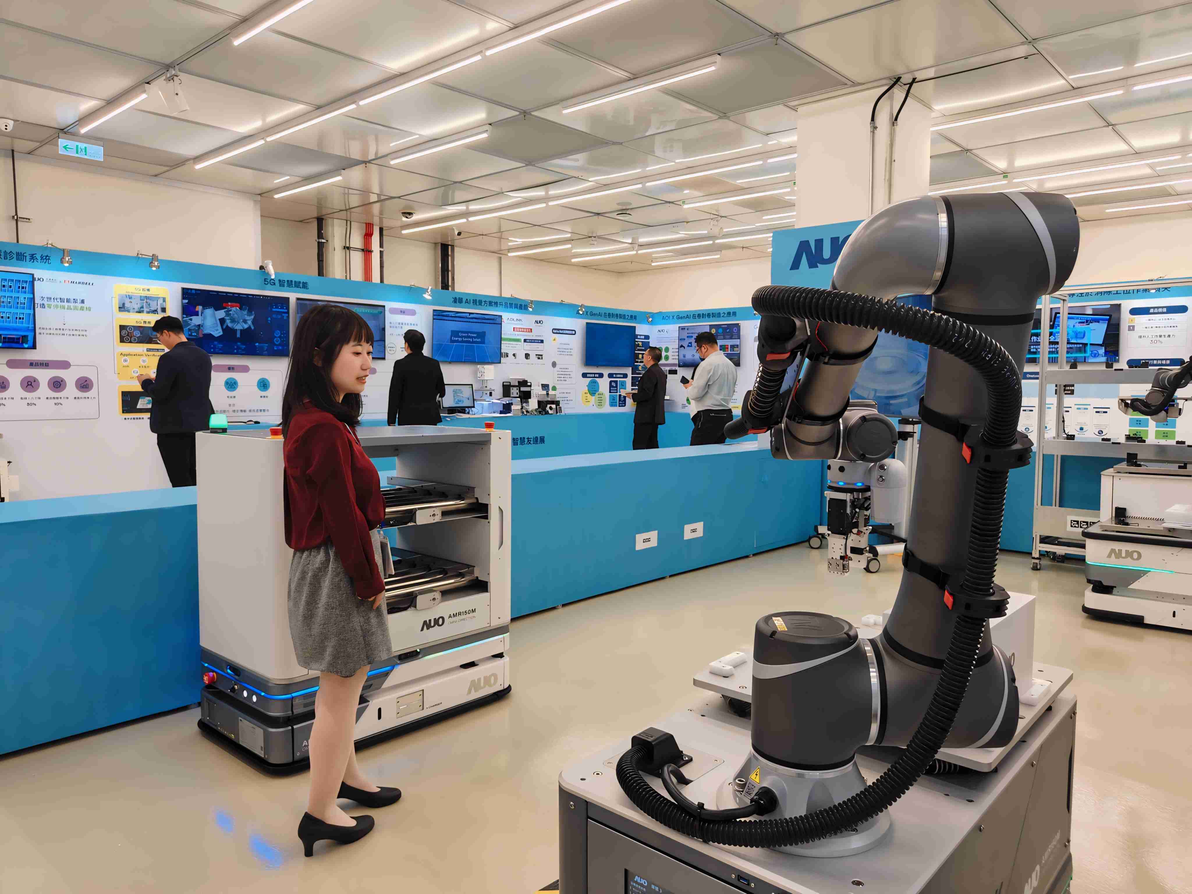 2024智能口袋牛店展邀集生态圈伙伴共同参展，，，，从数字应用、、净零减碳到能源发展，，，，创造全方位永续商机，，，携手生态圈伙伴迈向永续未来