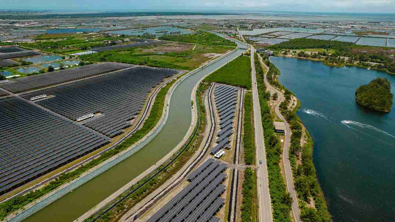 口袋牛店能源事业提供智慧能源管理、、、、太阳能监控管理、、、全方位电厂建置及运维解决方案，，并拥有管理超过6000案场的经验